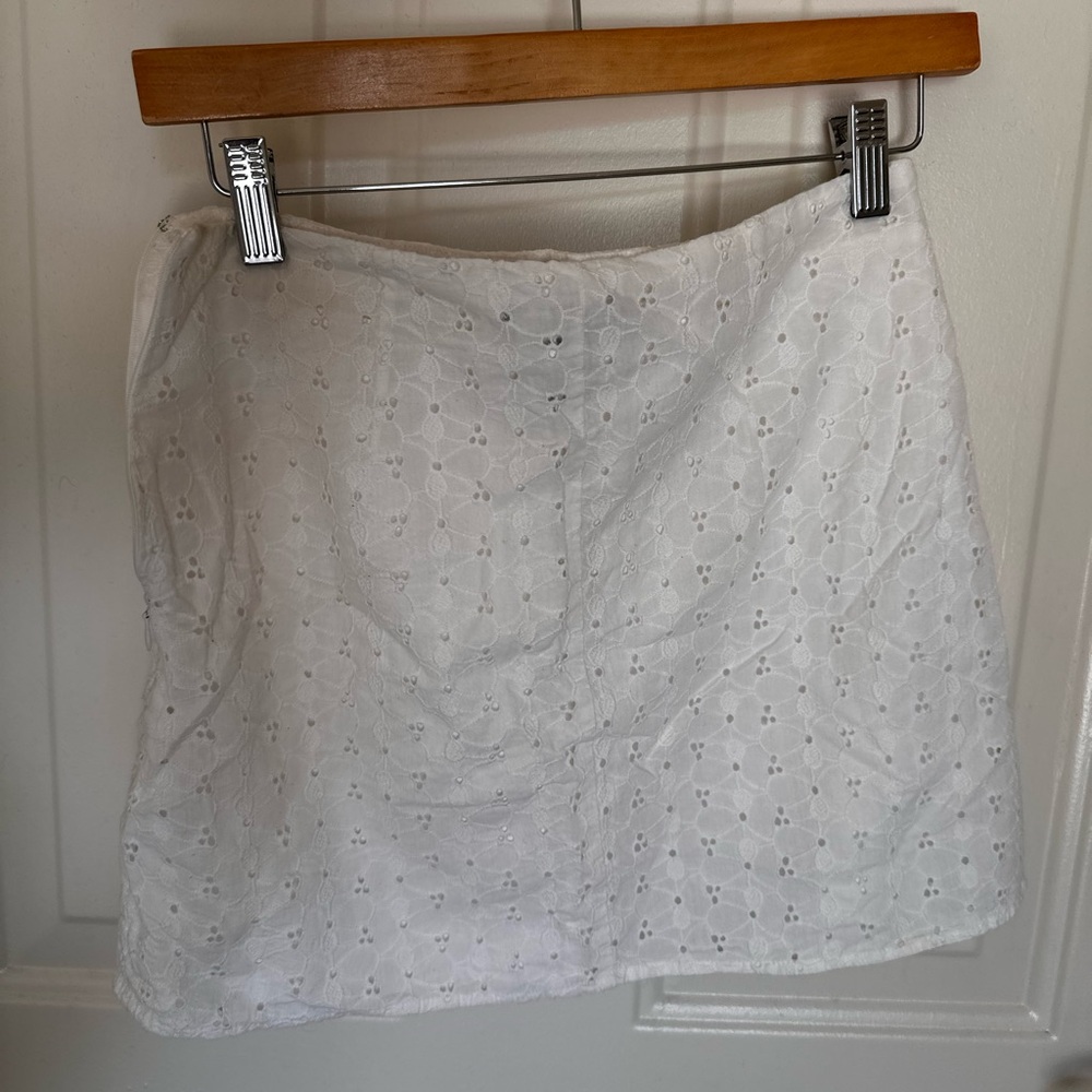 Forever 21 White Eyelet Mini Skirt